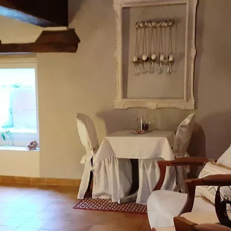 Bed & Breakfast Domaine Pastel 3*