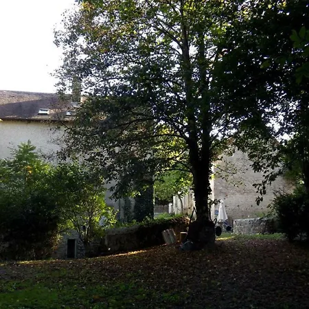 Domaine Pastel Bed & Breakfast Besson