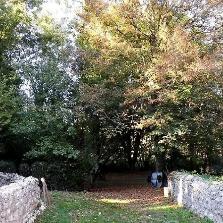 Domaine Pastel Bed & Breakfast